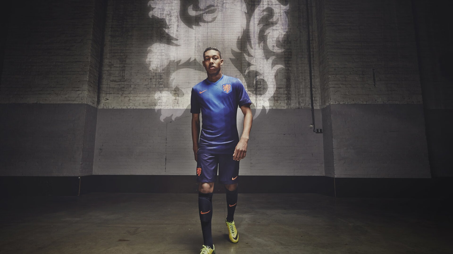 “亚戈·卡尔曼的创新球技,推动阿根廷美洲狮队踏上新的竞技高峰”